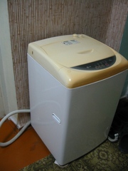 Стиральная машина автомат LG WF-422SPPс вертикальной загрузкой 4, 5 кг.